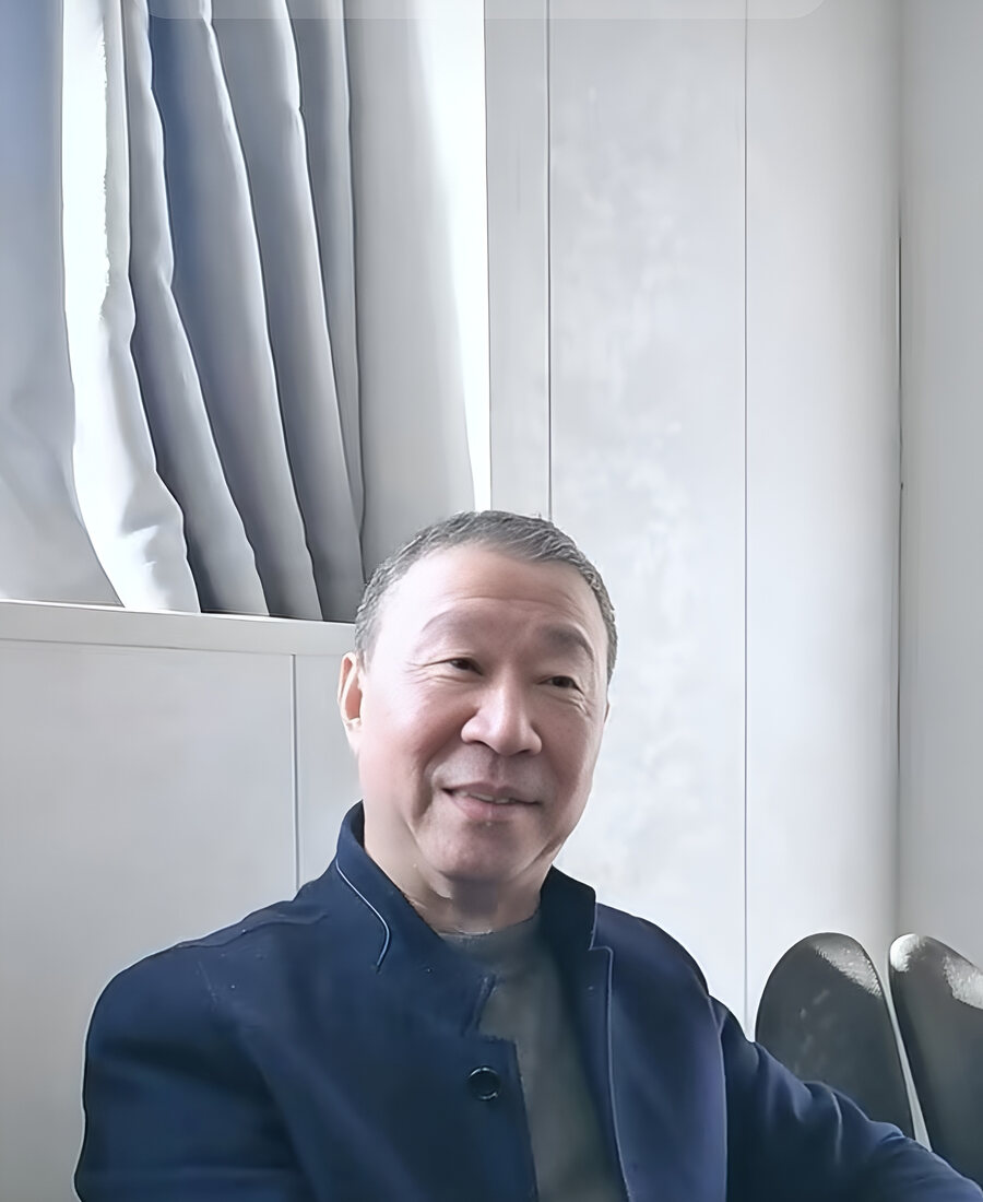 the Shifu, 40-year mold maker